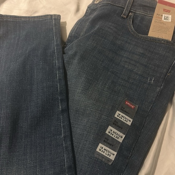 NWT LEVI’S 711 SKINNY WOMEN'S JEANS - Picture 15 of 15